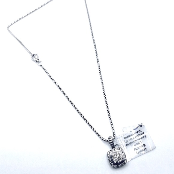 David Yurman Petite Albion Pendant Necklace - Picture 4 of 16